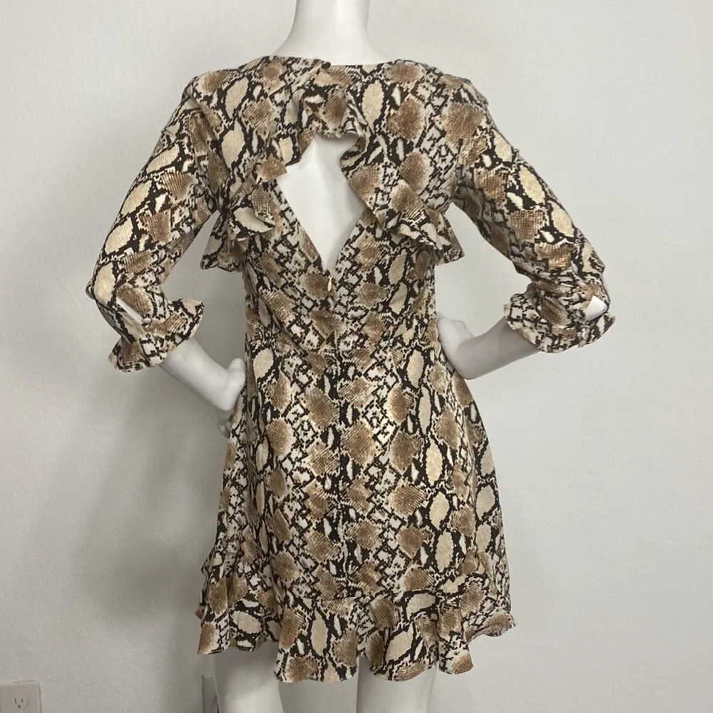 Scully Scarlett Python Print V-Neck 3/4 Sleeve Ruffle Pullover Mini Dress Size S - Picture 8 of 12
